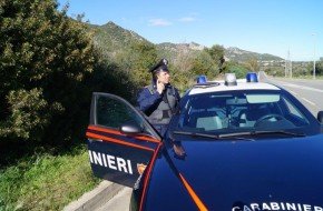 Carabinieri durante un operazione di controllo