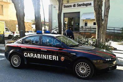 Una pattuglia dei Carabinieri di Bosa