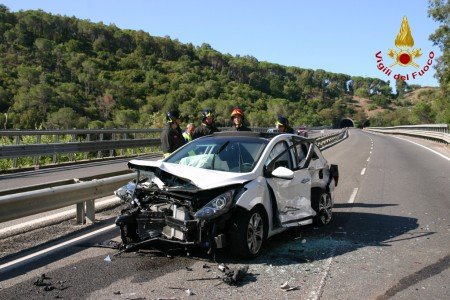 Una delle auto coinvolte nell'incidente