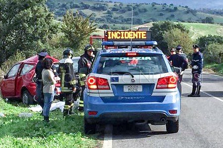 La scena dell'incidente mortale sulla SS 129 (© foto A. Pintus)