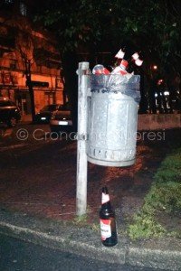 Nuoro, piazza De Bernardi dopo una notte di bagordi (© foto S.Novellu)