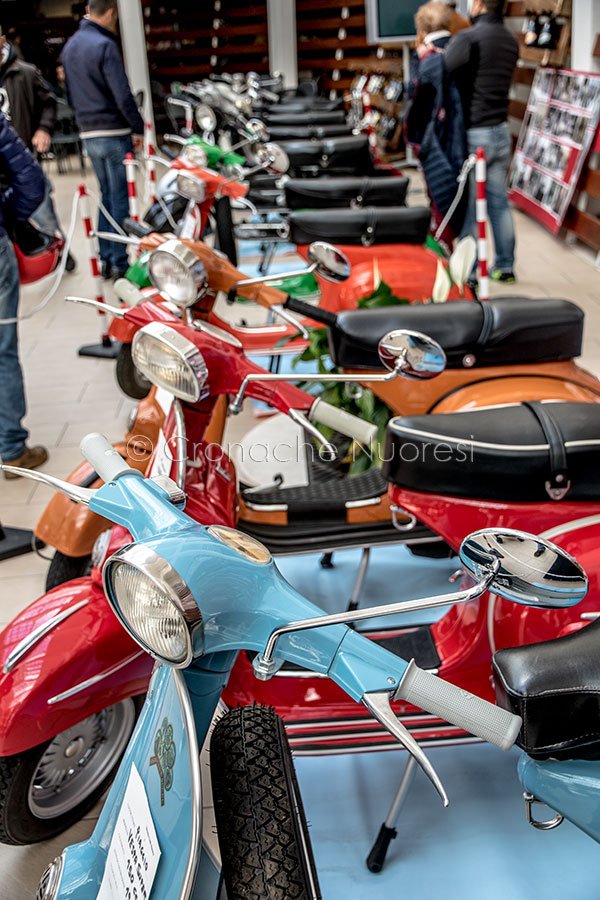 Alcuni esemplari di Vespa esposti all'ExME (foto S.Novellu)