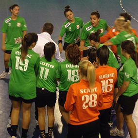 Pallamano: le ragazze dell'Handball athletic Nuoro sfidano l'Ariosto Ferrara