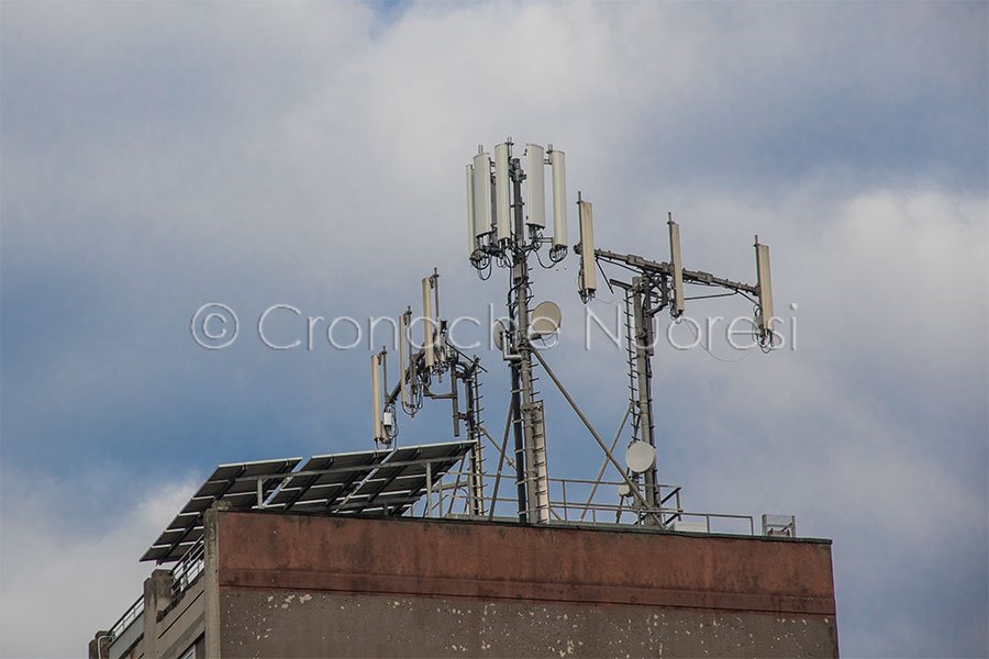 Comitato “Contro l’Elettrosmog” di Nuoro: presentato il ricorso al TAR per l’antenna di via Iglesias