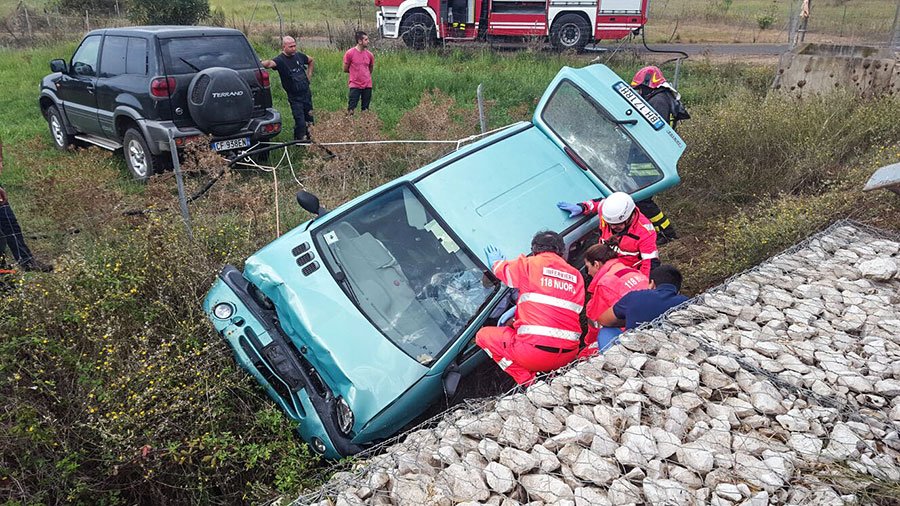 93enne nuorese esce fuori strada nei pressi di Galtellì