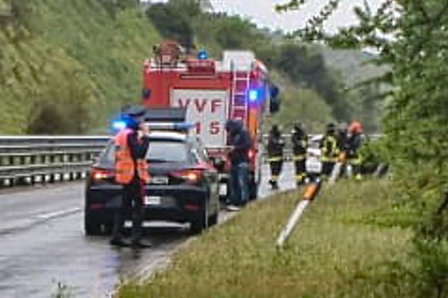 Maltempo. 30enne in ospedale dopo lo schianto contro il guard rail