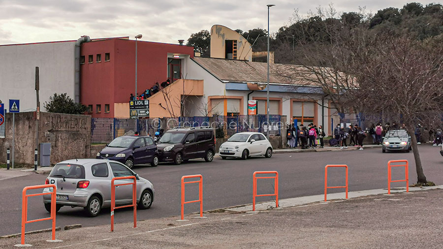 Nuoro. Alcuni casi di variante inglese: chiude per Covid la scuola secondaria Biscollai