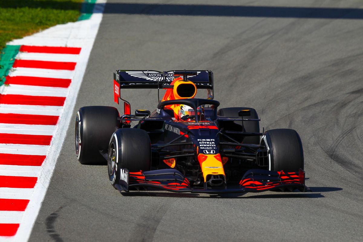 Verstappen in pole al gp di Stiria, Leclerc 7° e Sainz 12°