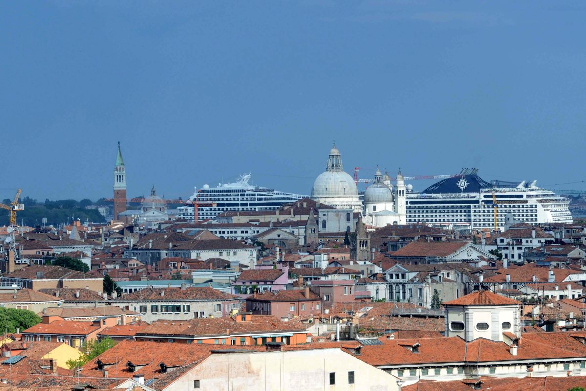 Dall’1 agosto stop alle grandi navi a Venezia