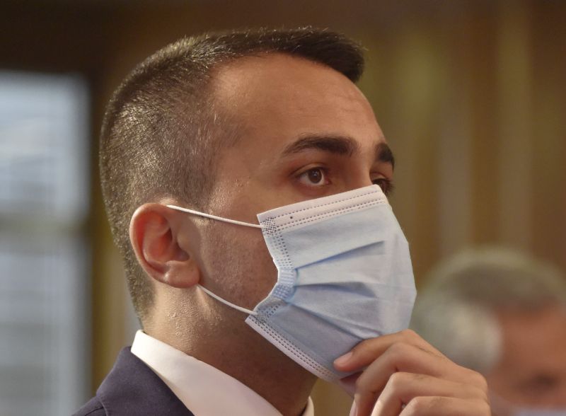 Di Maio “Scegliamo l’Italia per l’estate, sosteniamo le imprese”