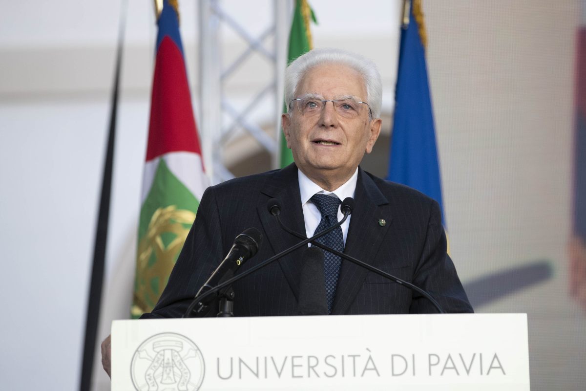 Mattarella “Non si invochi la libertà per sottrarsi al vaccino”