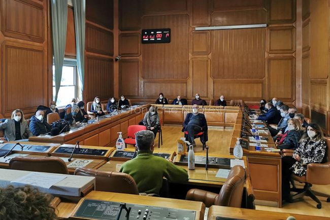 Conferenza sanitaria a Nuoro: arriva il neo direttore Paolo Cannas (foto Cronache Nuoresi)