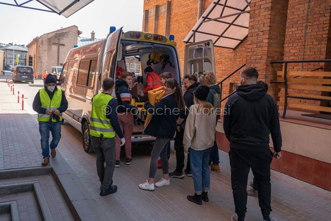 Przemsil (Polonia), consegna ai Salesiani dei beni e medicinali raccolti nel Nuorese (foto S.Novellu)