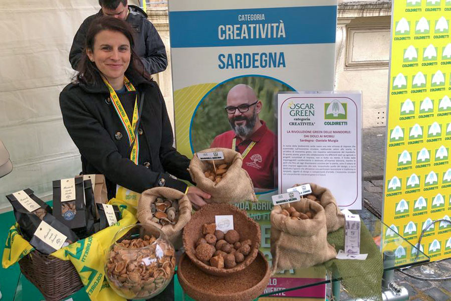 Coldiretti Sardegna. Dalle mandorle oggetti di design: l’innovazione dai giovani agricoltori