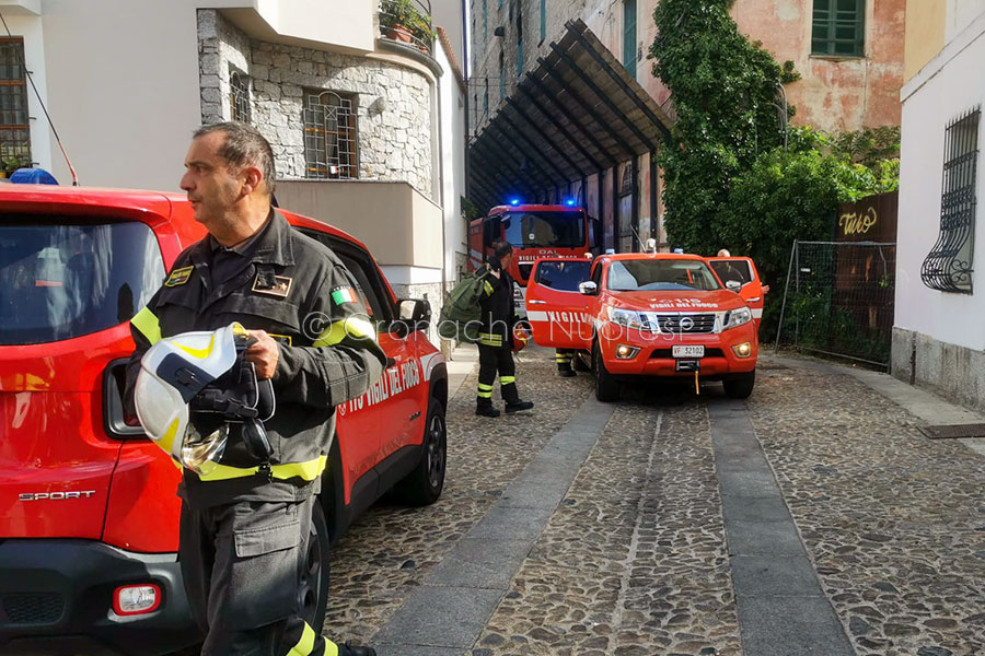 Nuoro. Incendio all’Ex Mulino Gallisai: distrutti macchinari e arredi d’epoca – VIDEO