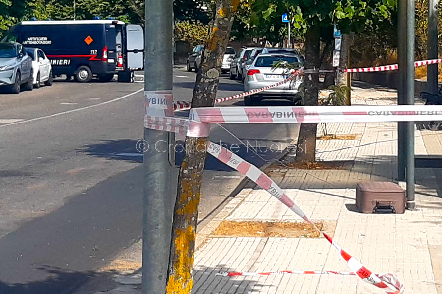 Nuoro. Allarme bomba oggi in via Mannironi: sul posto gli artificieri