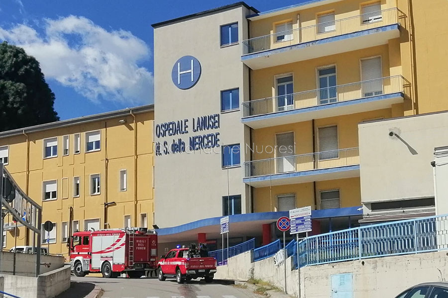 Prende fuoco un letto della Rianimazione: paura all’ospedale di Lanusei