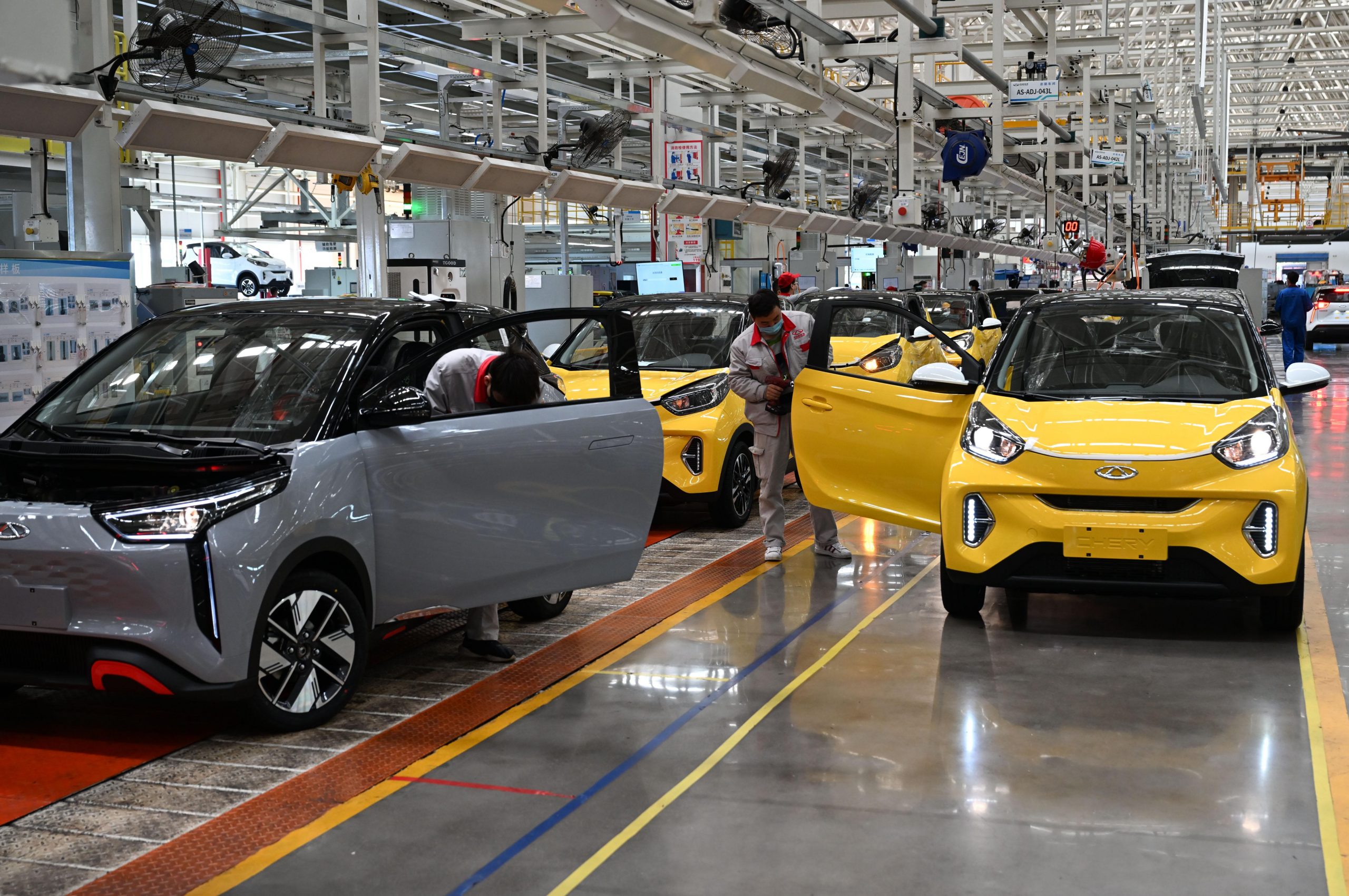 Cina: record nelle esportazioni automobilistiche a ottobre