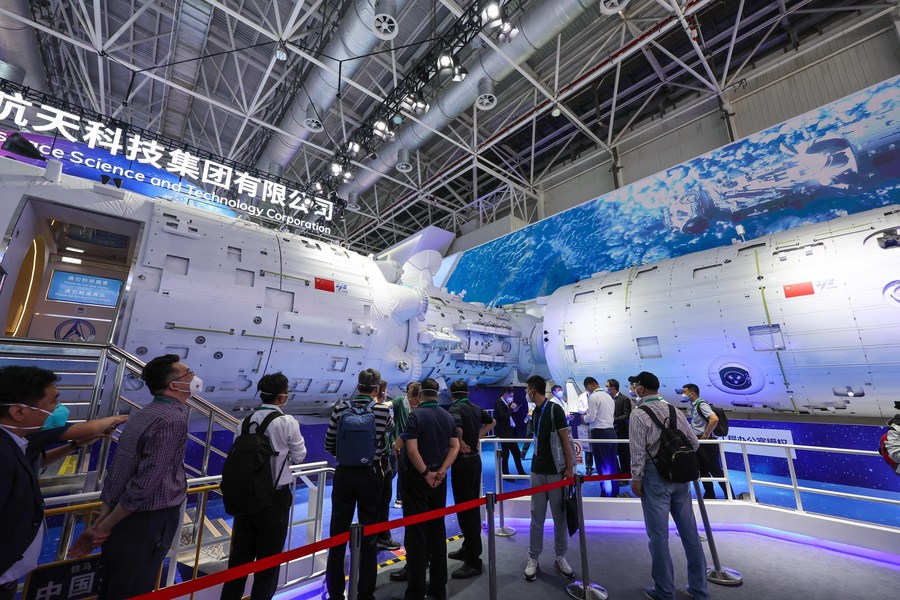 Airshow China: esposta una replica a grandezza naturale di Tiangong