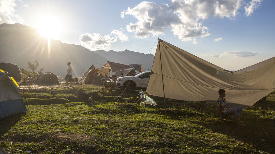 Cina: piano per promuovere lo sviluppo del turismo in campeggio