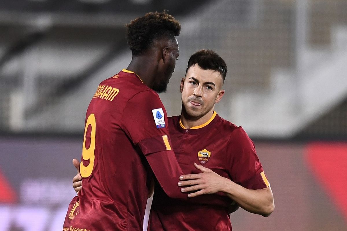 Roma corsara con El Shaarawy e Abraham, battuto 2-0 lo Spezia