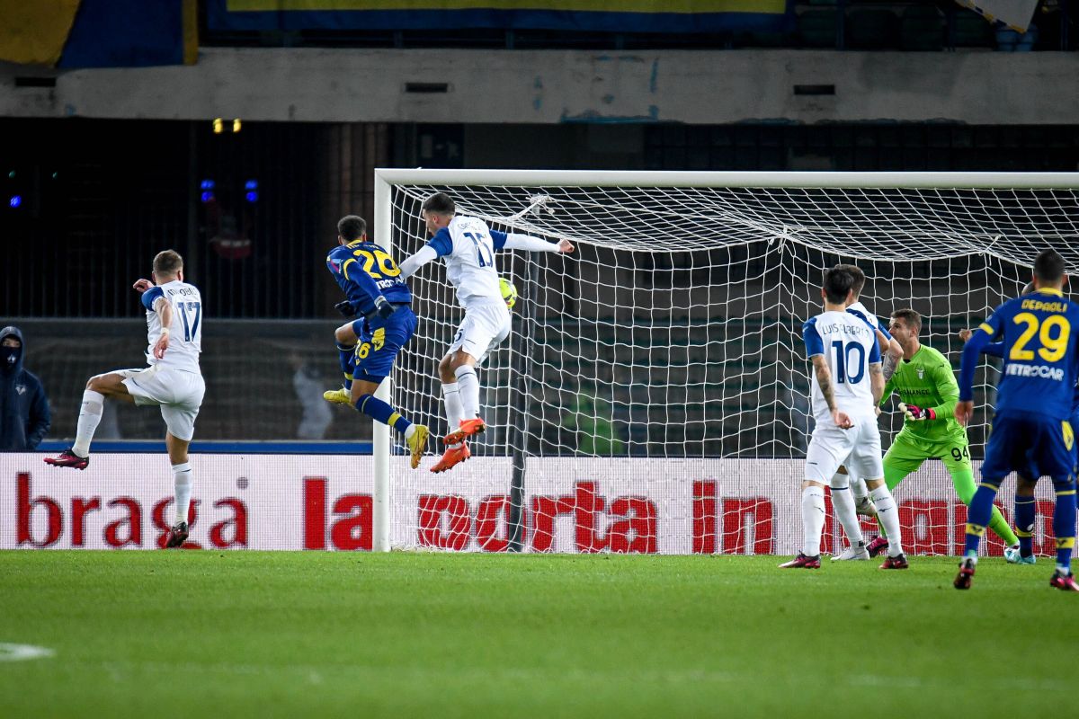 Ngonge risponde a Pedro, Verona-Lazio finisce 1-1