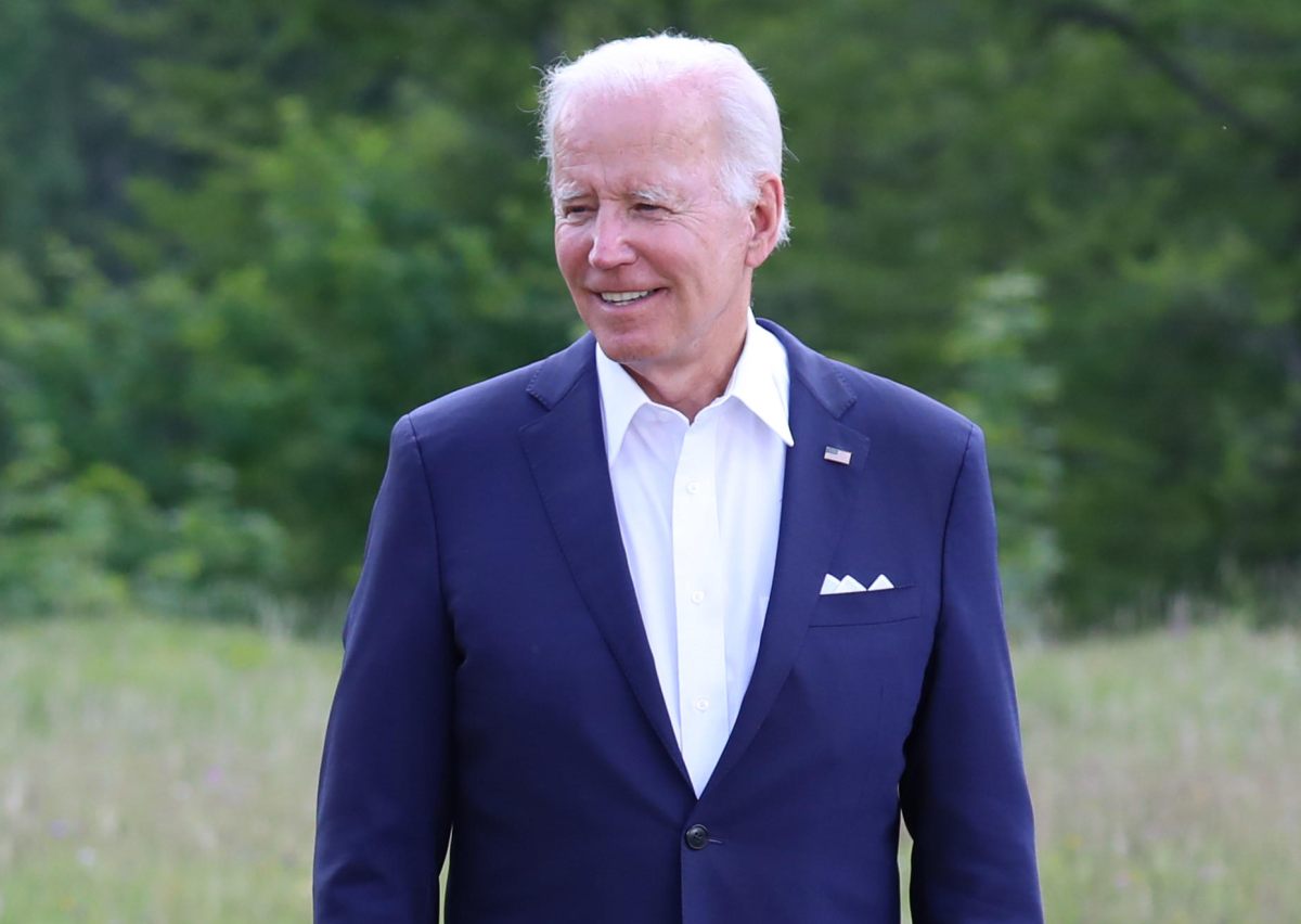 Biden “Kiev resiste e continua a essere libera”