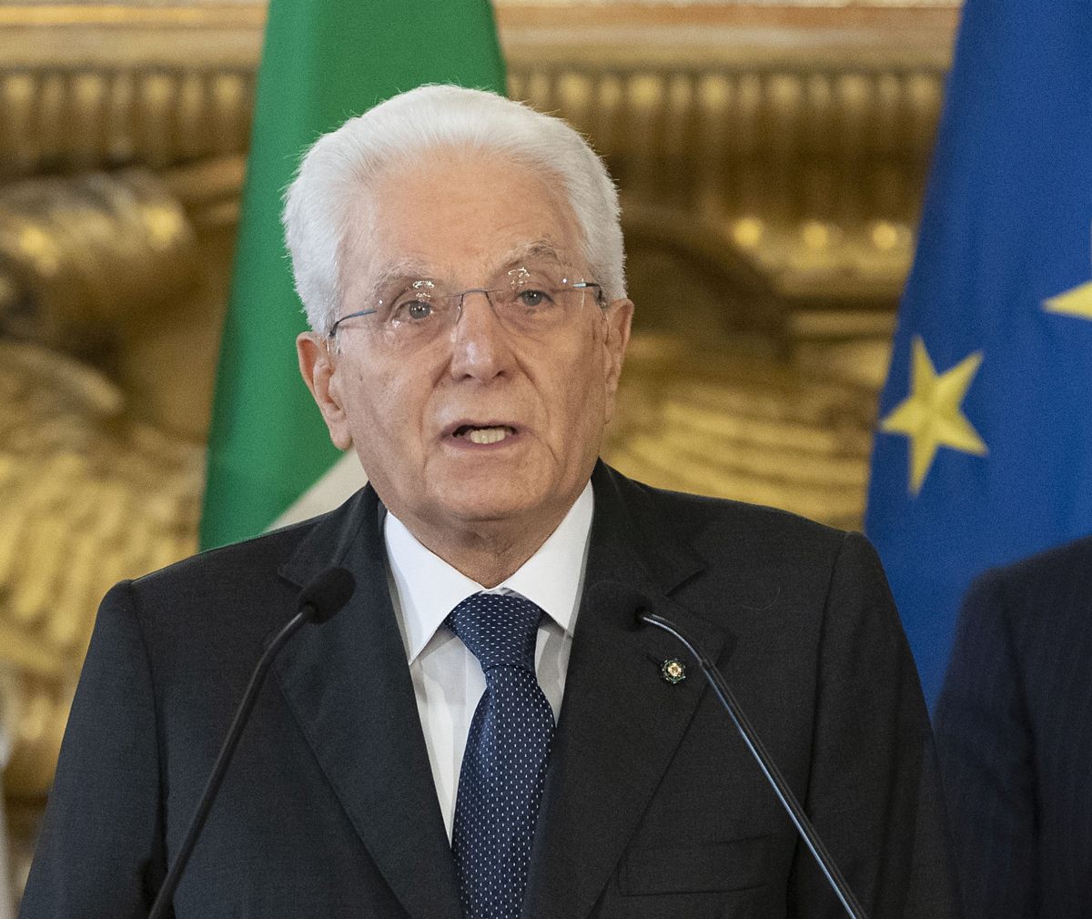 Mattarella promulga il Milleproroghe “Ma perplessità sui balneari”