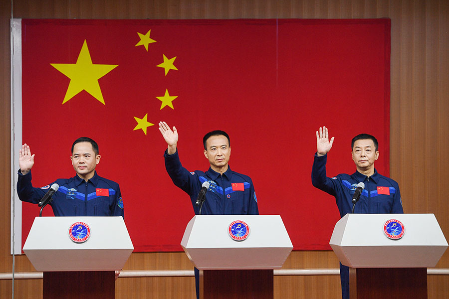 Cina. Rivelati compiti di missione spaziale con equipaggio Shenzhou-15