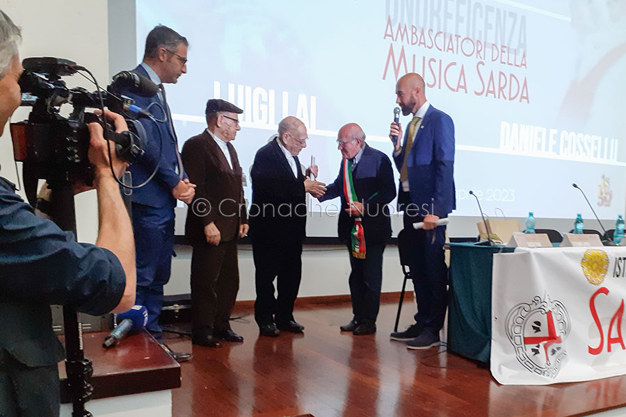 Luigi Lai e Daniele Cossellu Maestri delle Launeddas e del Canto a Tenore: il riconoscimento ieri all’ISRE di Nuoro