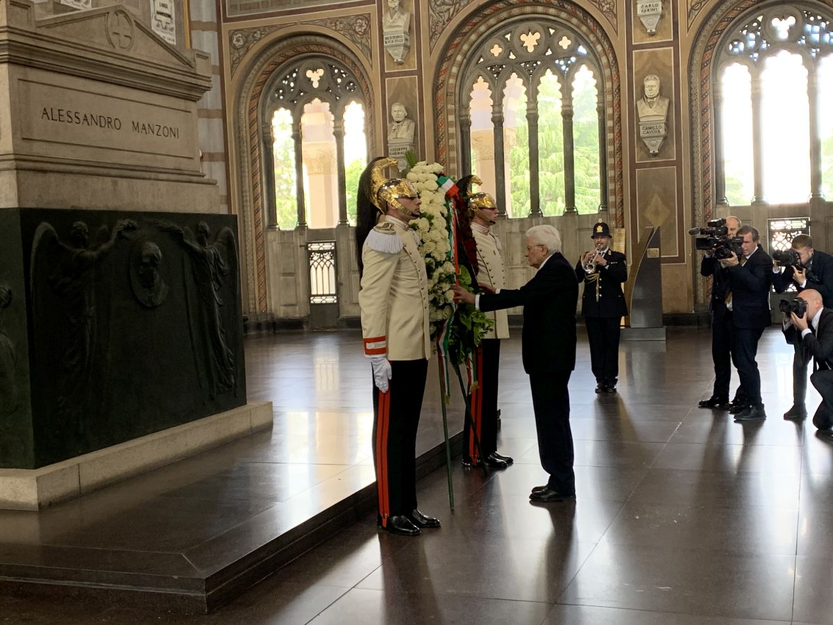 Mattarella “Manzoni esempio morale, l’Italia gli è debitrice”