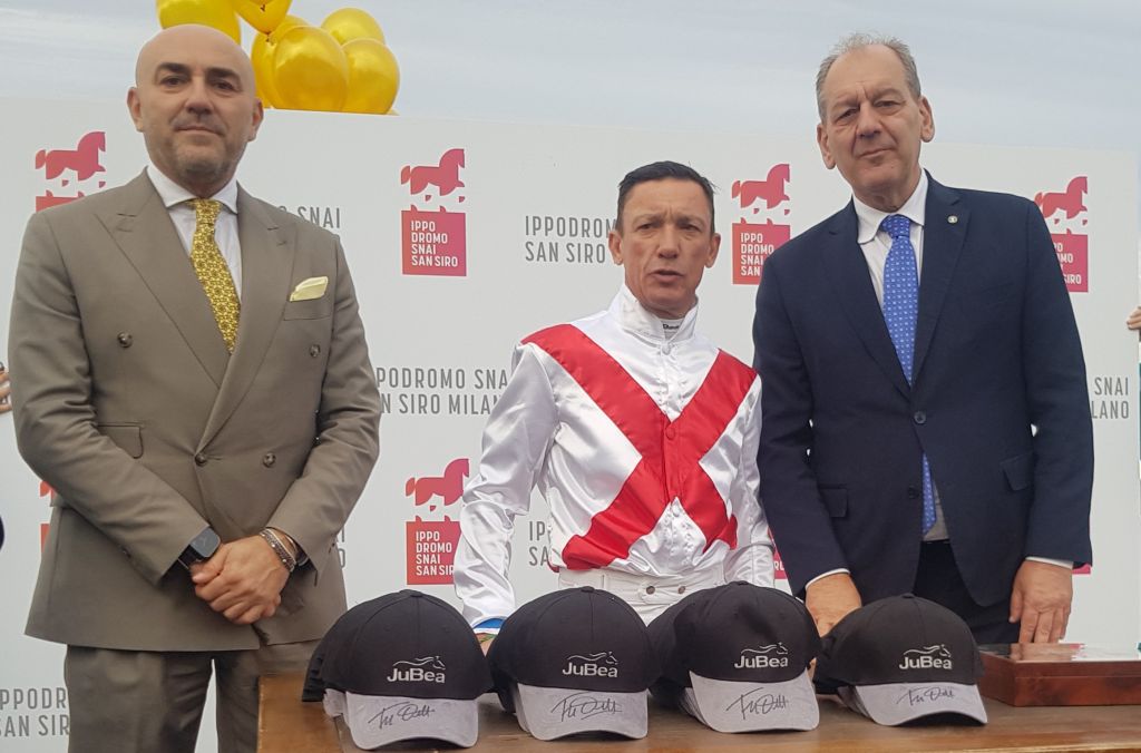 All’Ippodromo Snai San Siro celebrata la carriera di Frankie Dettori