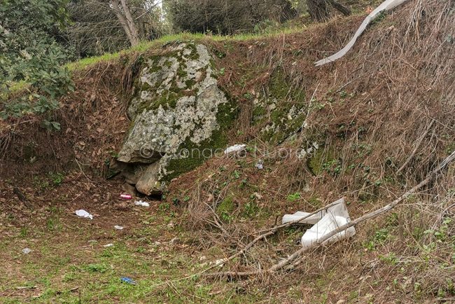 Una parte dei rifiuti abbandonati a Tanca Manna