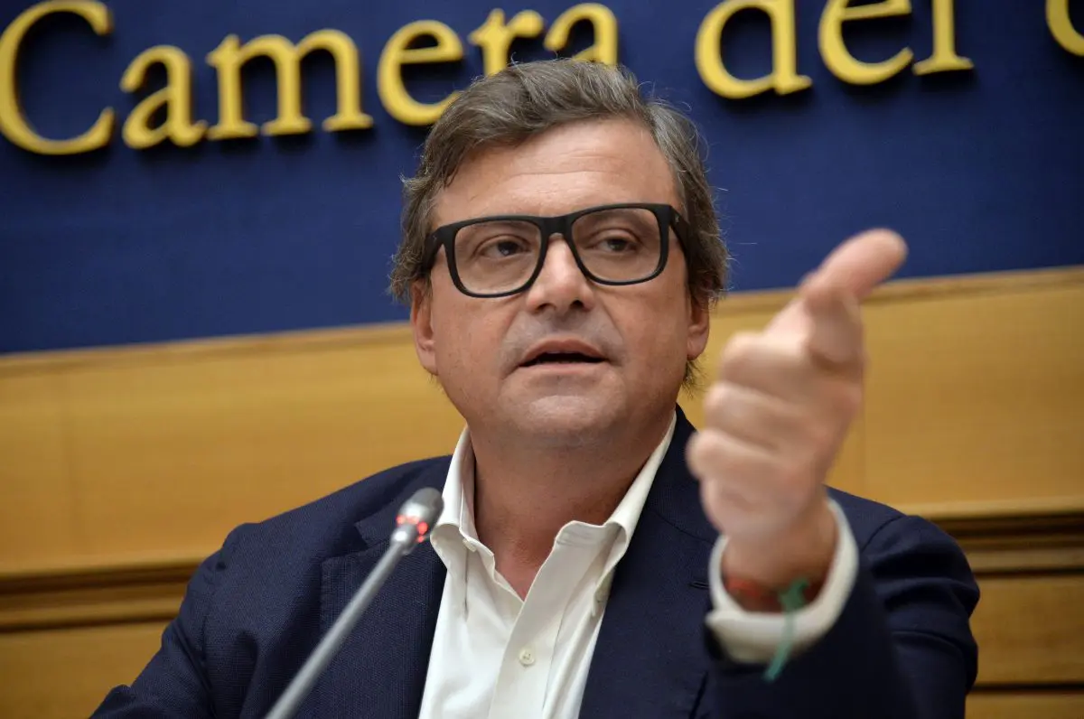 Calenda “Unico nucleare di cui parlare è l’attuale”