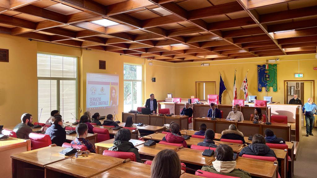 Nuoro. Accolti in comune i volontari del servizio civile digitale