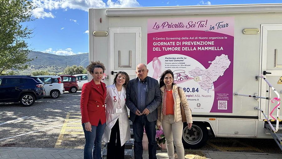 Siniscola: successo e grande adesione allo screening itinerante contro il tumore al seno