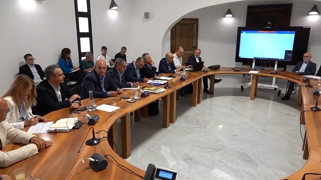 “La Baronia muore di sete”. Filtra ottimismo dopo il vertice in Regione: “Scelta la soluzione migliore”