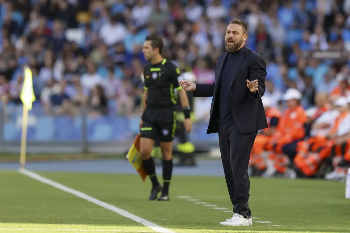 De Rossi rinnova, sarà il tecnico della Roma fino al 2027