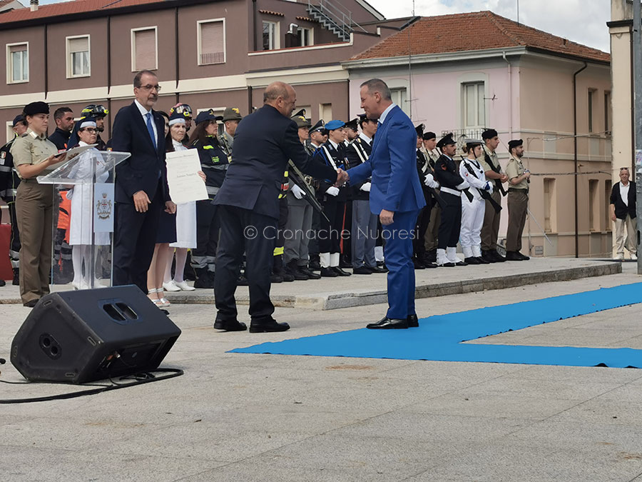 Nuoro.  Il Vigile del Fuoco  e Ingegnere Antonio Angotzi insignito cavaliere della Repubblica