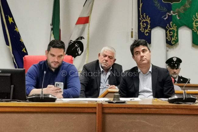 Pierluigi Saiu nel ruolo di presidente del Consiglio (foto S.Meloni)