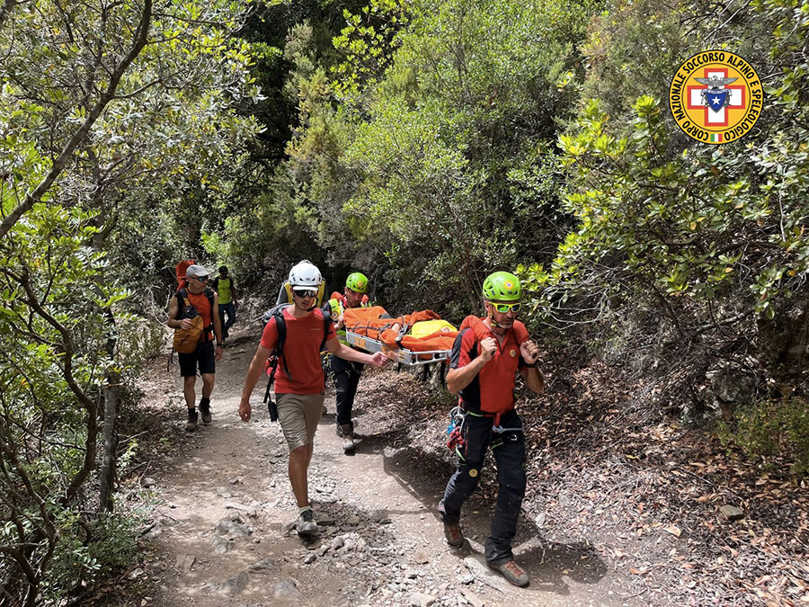 Si infortuna  nel canyon di Gorropu: turista polacca recuperata dal Soccorso Alpino