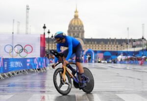 Ganna argento nella crono, prima medaglia italiana a Parigi