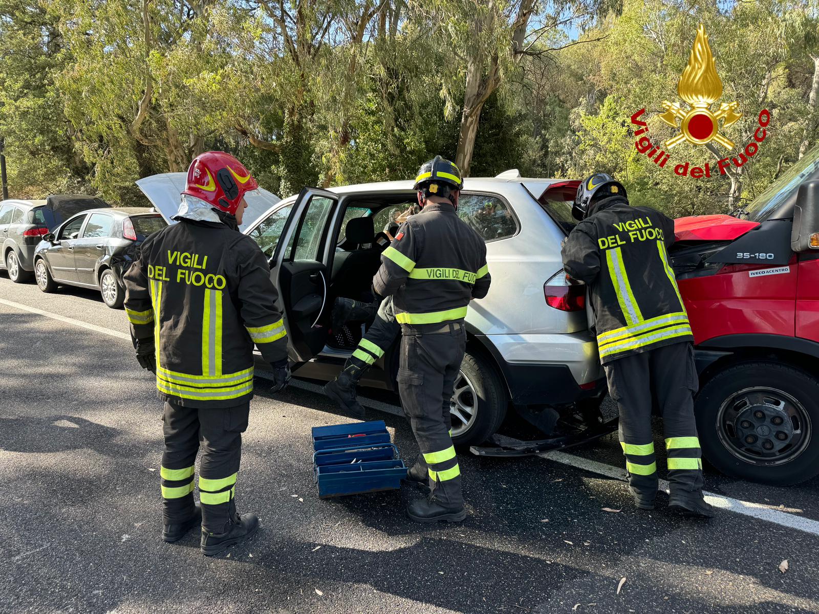 Tamponamento a catena alle porte di Nuoro: due feriti, traffico in tilt 