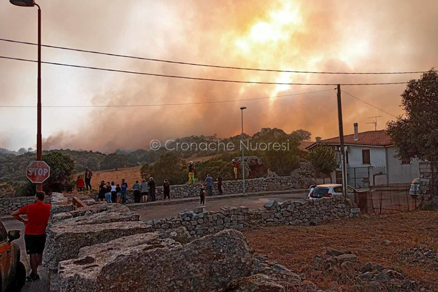 Dopo il disastro dei giorni scorsi il fuoco riparte a Orotelli