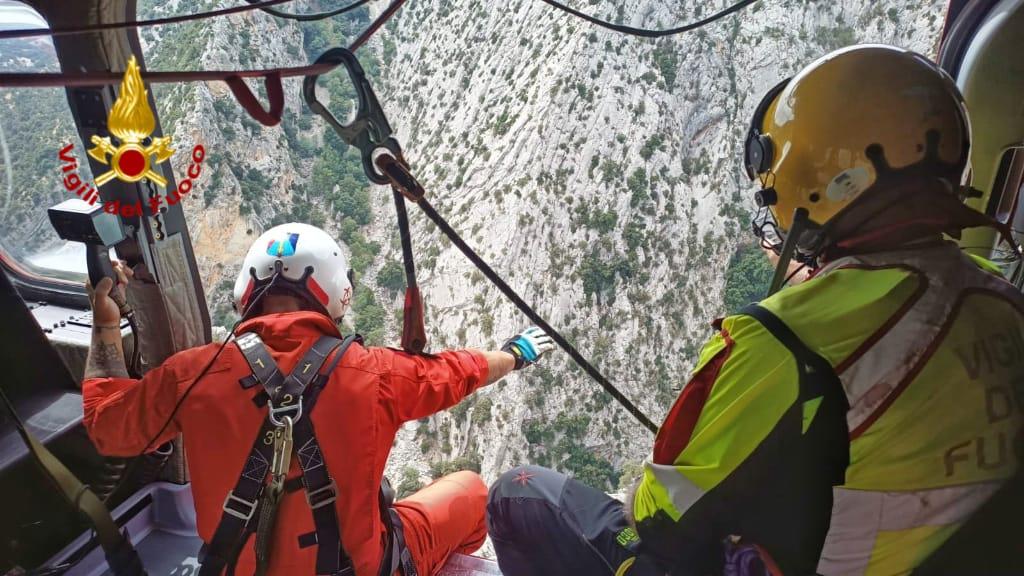 Coppia di turisti in difficoltà a Gorropu: intervengono l’elisoccorso e i VVFF