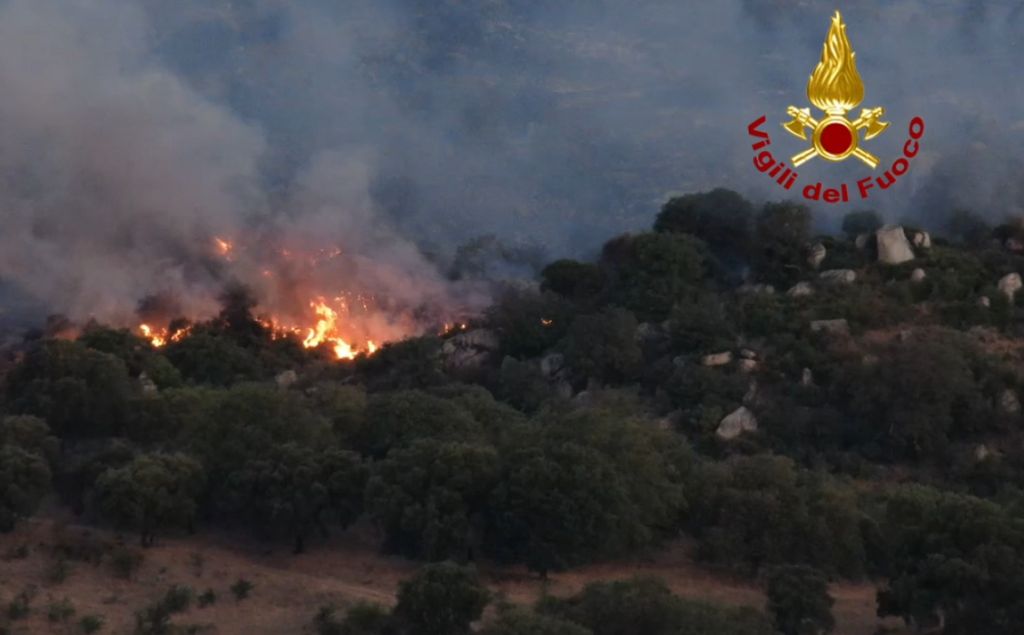 Riparte incendio Calangianus a cinque giorni da inizio rogo