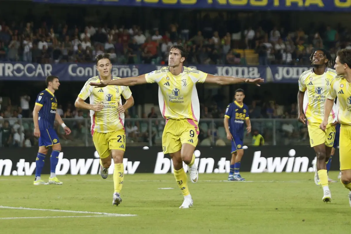 La Juve batte 3-0 il Verona, è da sola al comando