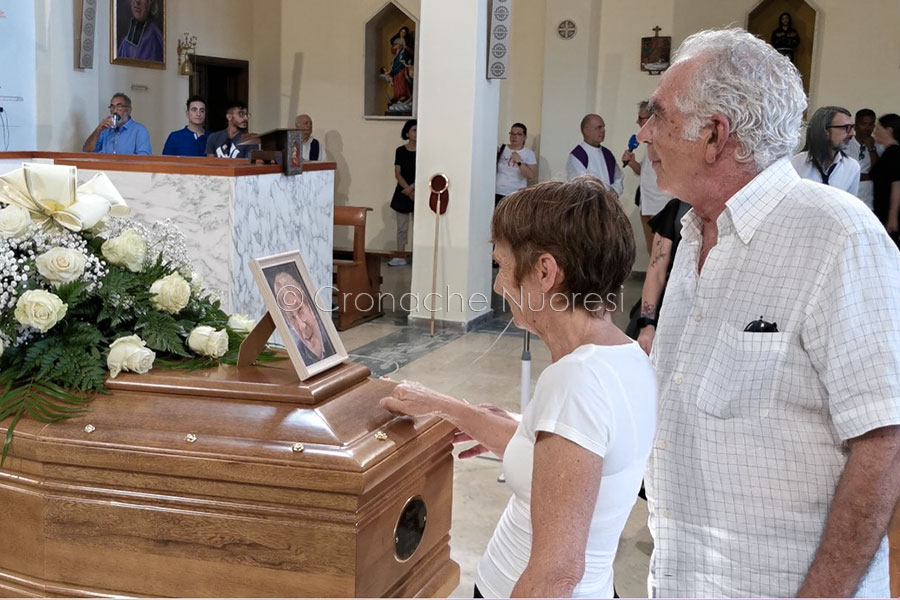 Oggi l’addio a Antonello Lai, il giornalista dei senza voce – LE IMMAGINI