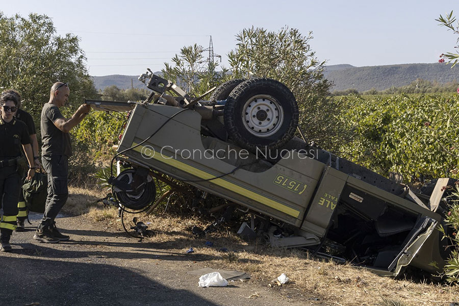 Forestale 24enne si ribalta con l’auto e muore mentre raggiungeva la zona incendi