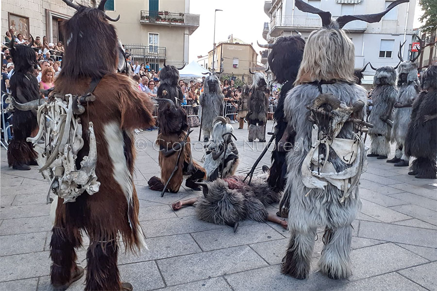 Nuoro. Il Redentore 2024 entra nel vivo con l’esibizione delle maschere tradizionali